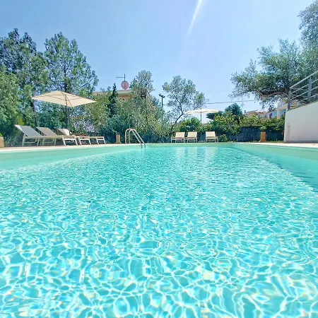 ☆olive Garden Villa☆ --nea Iraklitsa-- Vilă *